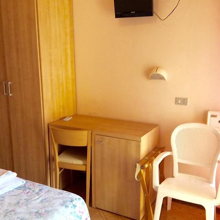 Hotel Settebello B&B Cesenatico Room photo