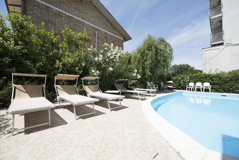 Hotel Settebello B&B Cesenatico Exterior photo