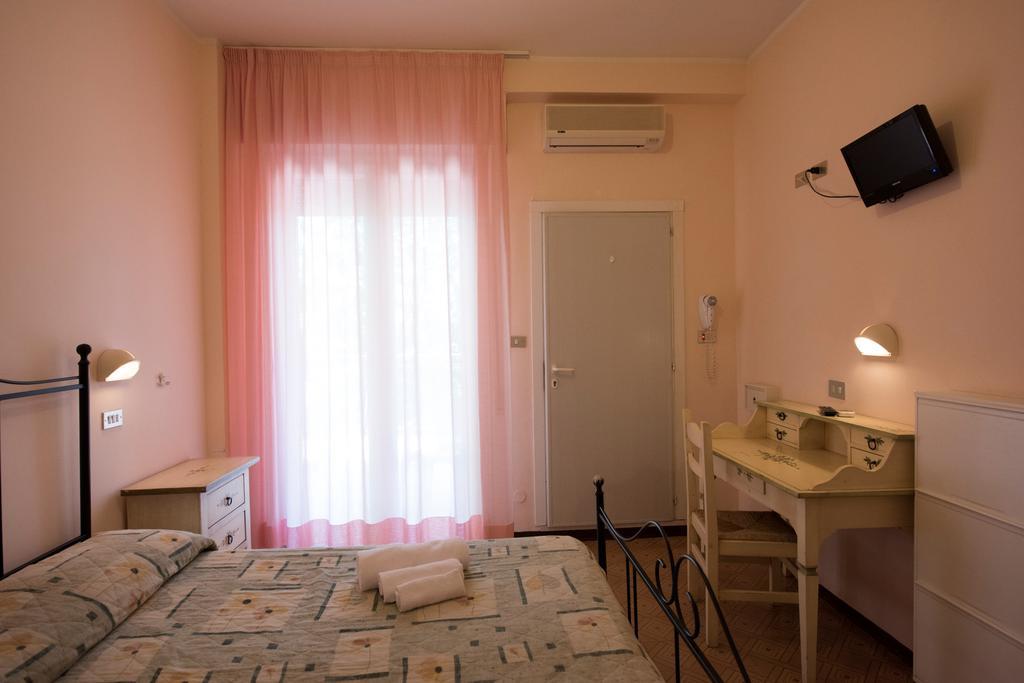 Hotel Settebello B&B Cesenatico Exterior photo