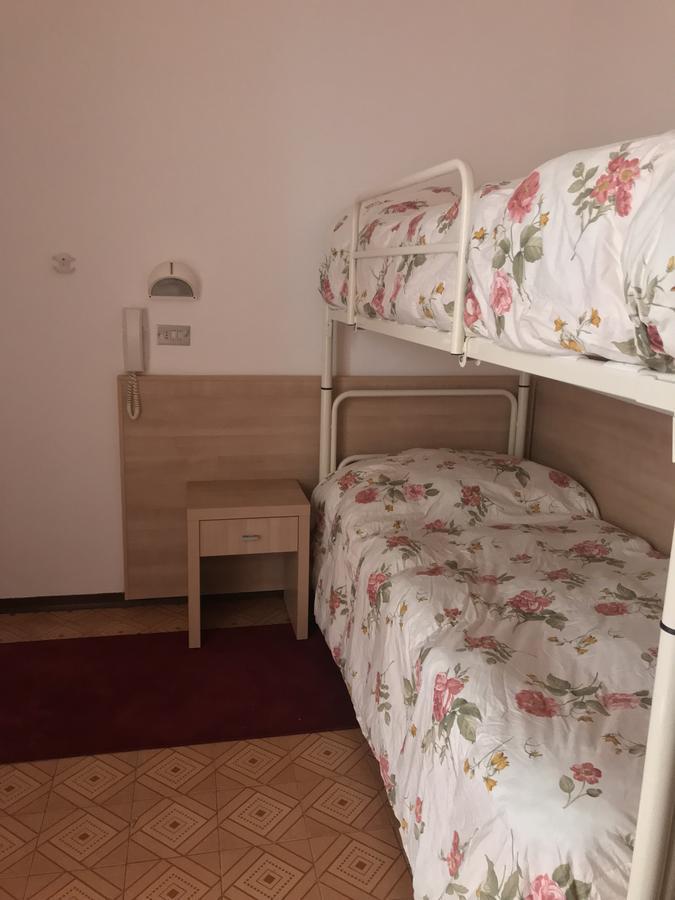 Hotel Settebello B&B Cesenatico Exterior photo