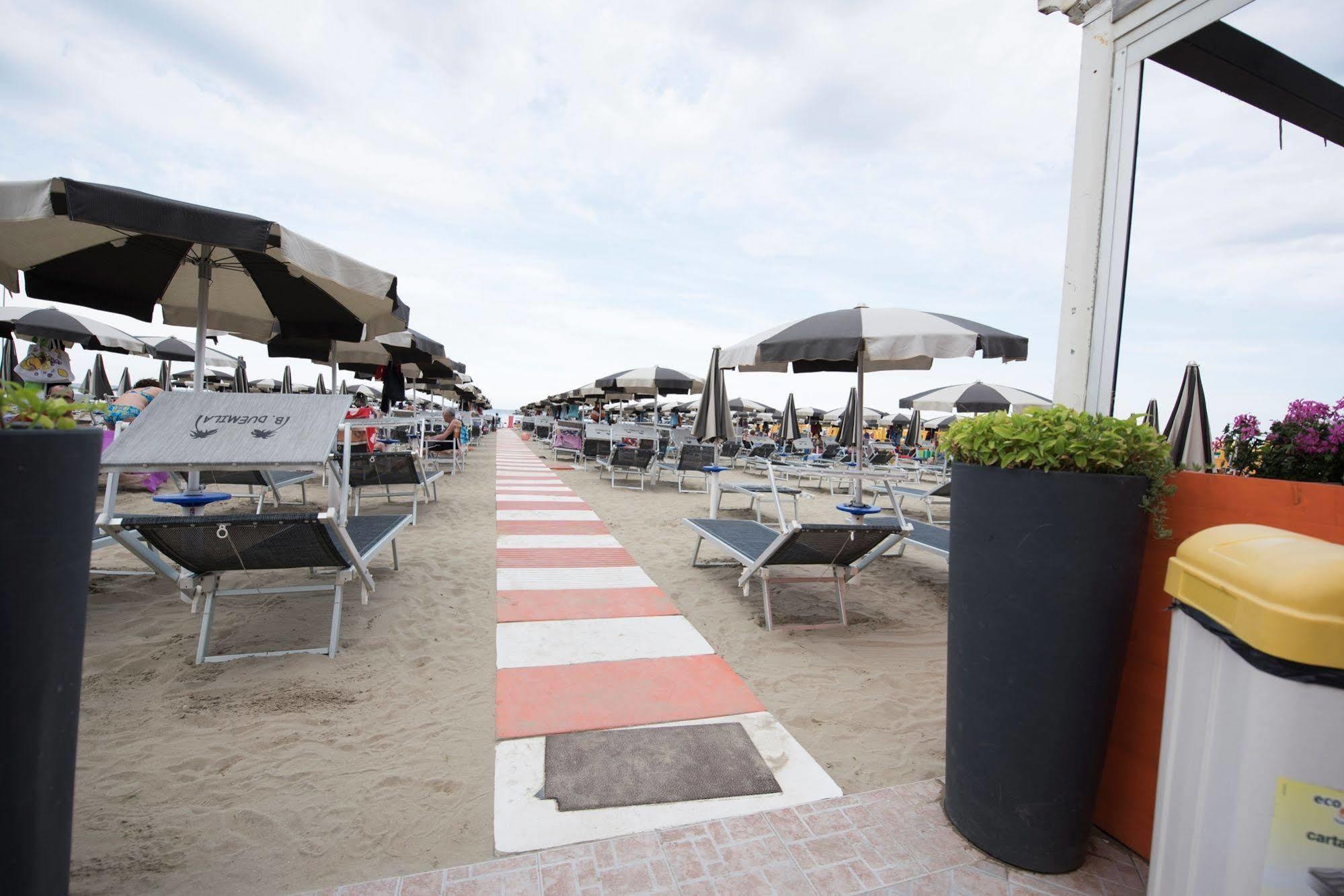Hotel Settebello B&B Cesenatico Exterior photo